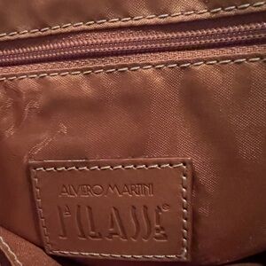 Alviero Martini Tan crossbody Bag